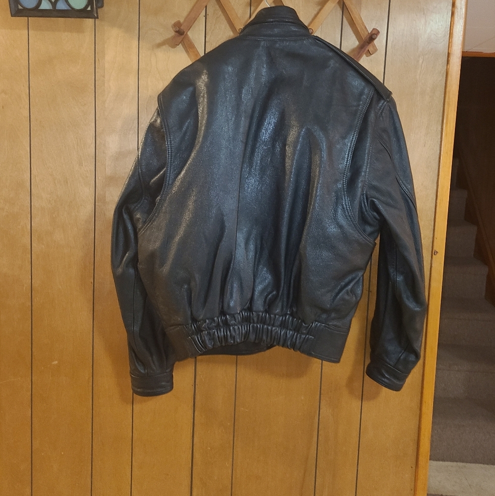 Classic Black Leather Bomber Jacket - Picture 2 of 7